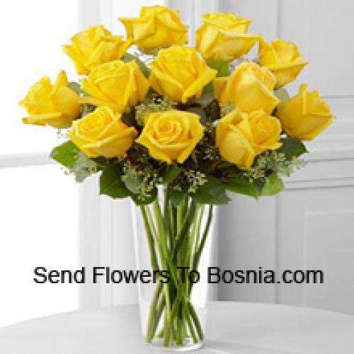 Pretty 12 Yellow Roses