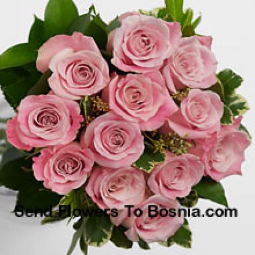 12 Cute Pink Roses